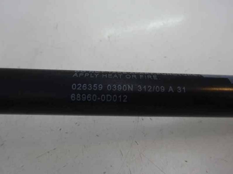 AMORTIGUADOR MALETERO PORTON TOYOTA YARIS 2010 1.0 (69 CV)