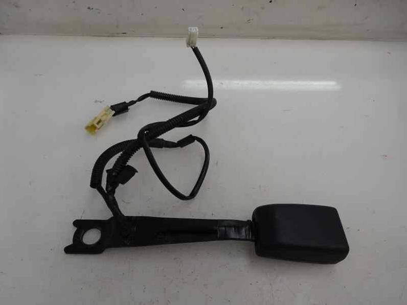 CINTURON SEGURIDAD DELANTERO DERECHO TOYOTA YARIS 2010 1.0 (69 CV)