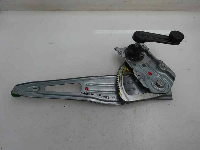 ELEVALUNAS TRASERO DERECHO TOYOTA YARIS 2010 1.0 (69 CV)