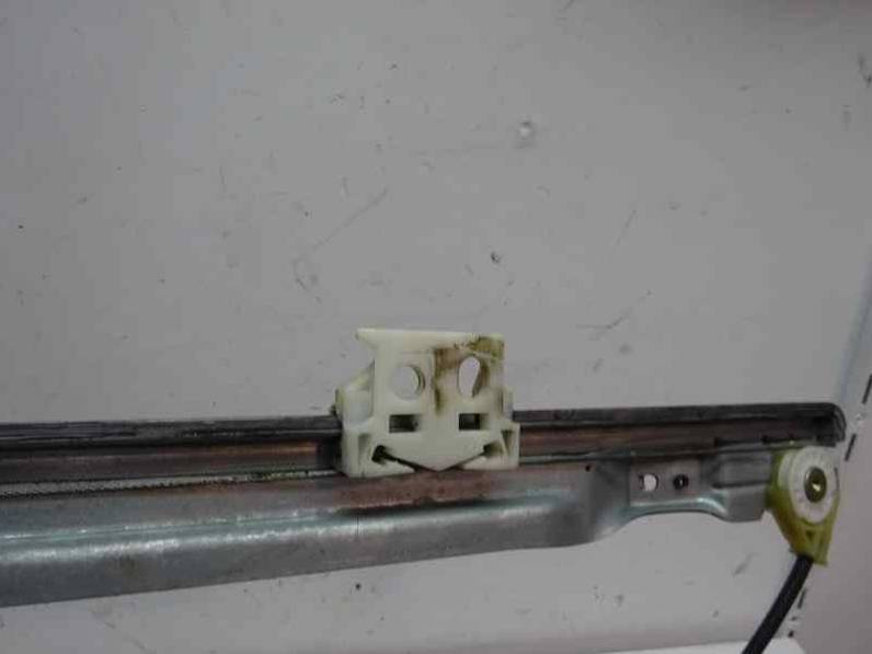 ELEVALUNAS DELANTERO IZQUIERDO CITROEN C4 PICASSO 2008 2.0 HDI FAP (136 CV)