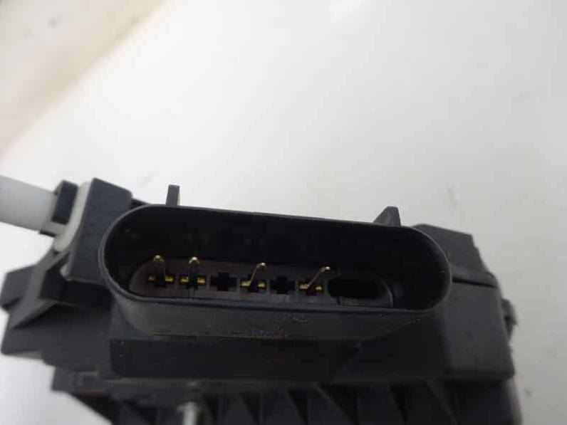 CERRADURA PUERTA TRASERA DERECHA FORD FOCUS TURN 2012 1.6 TDCI (95 CV)