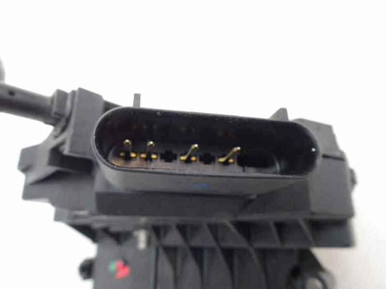 CERRADURA PUERTA DELANTERA DERECHA FORD FOCUS TURN 2012 1.6 TDCI (95 CV)