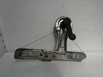 ELEVALUNAS TRASERO IZQUIERDO FORD FOCUS TURN 2012 1.6 TDCI (95 CV)