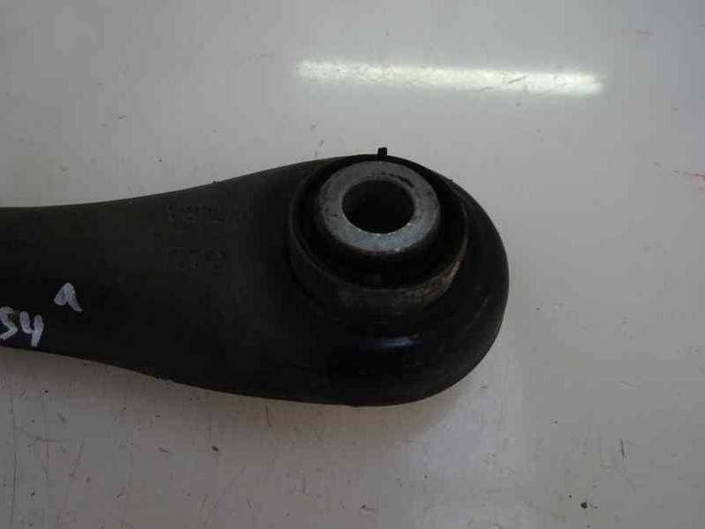 BRAZO SUSPENSION INFERIOR TRASERO DERECHO FORD FOCUS TURN 2012 1.6 TDCI (95 CV)