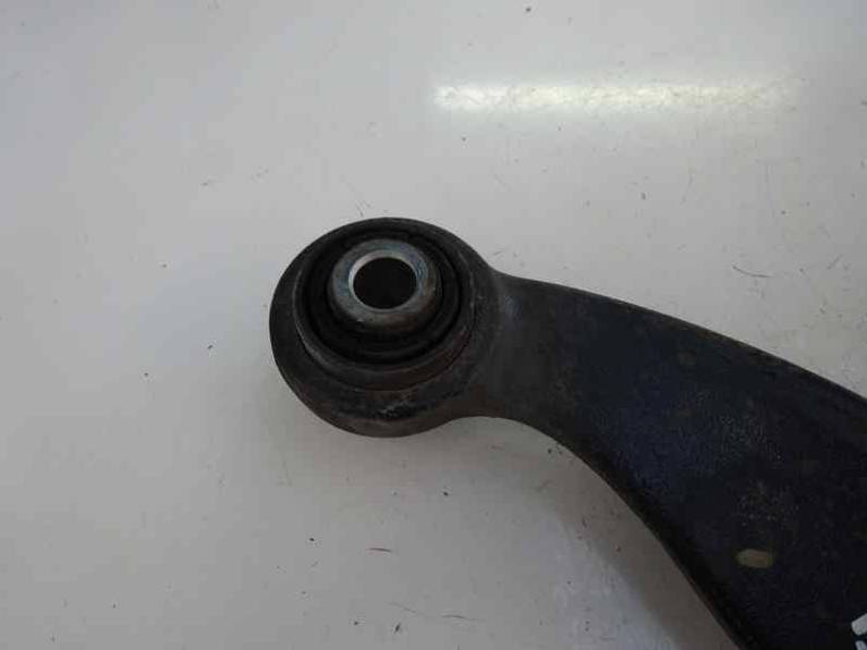 BRAZO SUSPENSION SUPERIOR TRASERO DERECHO FORD FOCUS TURN 2012 1.6 TDCI (95 CV)