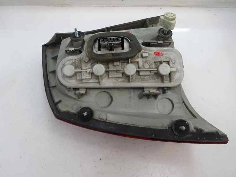 PILOTO TRASERO DERECHO OPEL ASTRA G COUPE 2003 1.7 (80 CV)