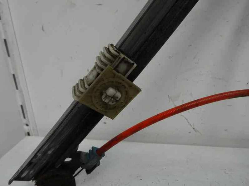 ELEVALUNAS DELANTERO IZQUIERDO CITROEN SAXO 1999 1.5 D (57 CV)