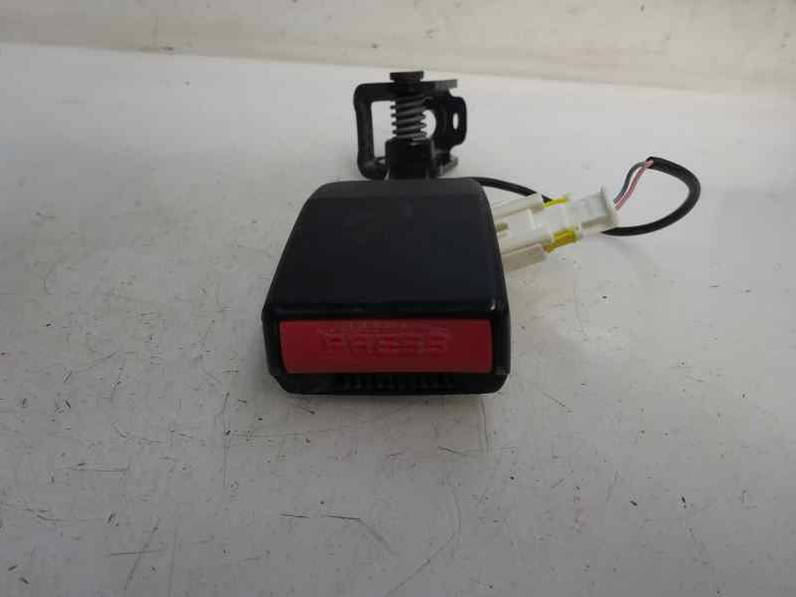 CINTURON SEGURIDAD TRASERO DERECHO PEUGEOT 308 2013 1610 (114 CV)