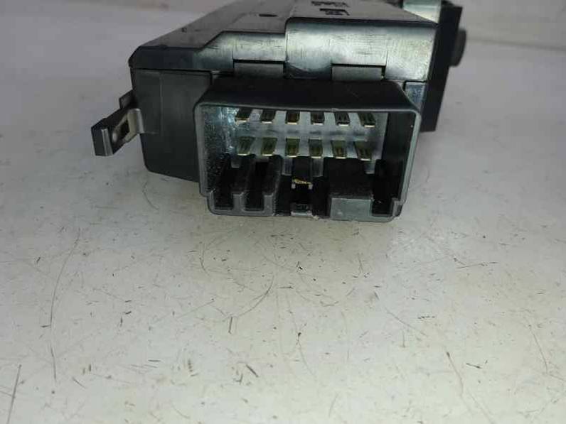 MANDO ELEVALUNAS DELANTERO DERECHO VOLVO S80 BERLINA 2000 2.5 TURBODIESEL (140 CV)