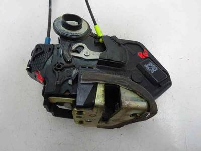 CERRADURA PUERTA TRASERA DERECHA TOYOTA AVENSIS BERLINA 2005 1.8 16V (129 CV)