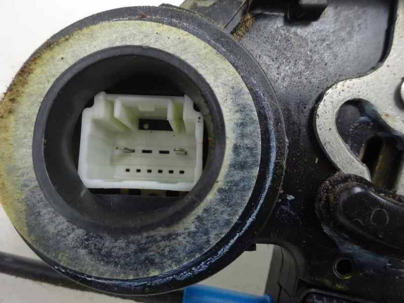 CERRADURA PUERTA TRASERA DERECHA TOYOTA AVENSIS BERLINA 2005 1.8 16V (129 CV)