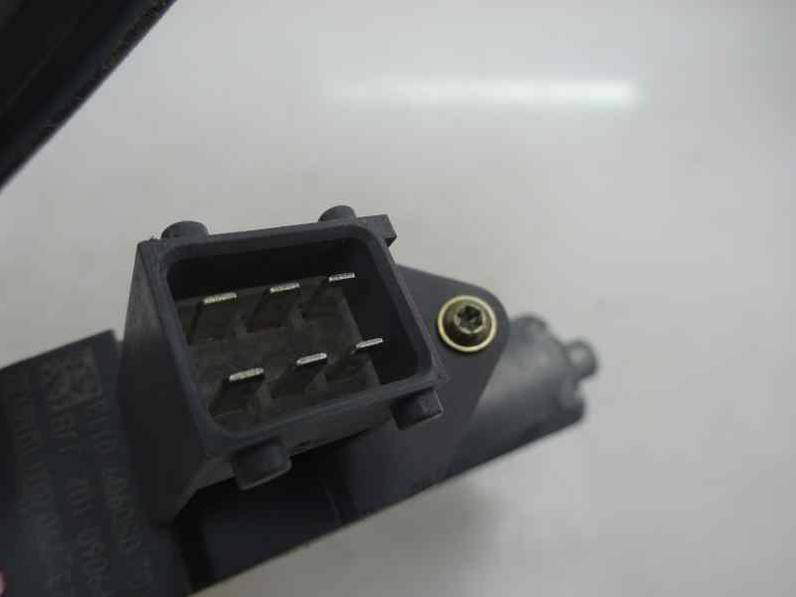 ELEVALUNAS TRASERO IZQUIERDO TOYOTA AVENSIS BERLINA 2005 1.8 16V (129 CV)