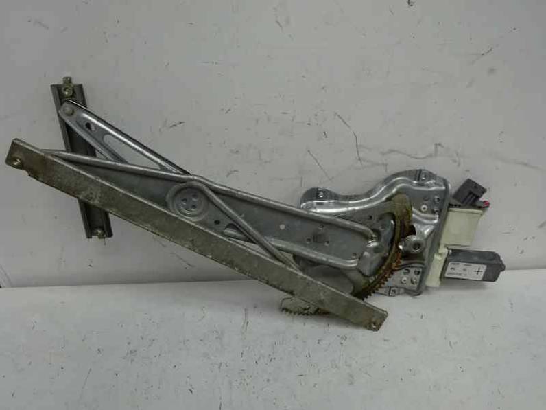 ELEVALUNAS DELANTERO IZQUIERDO TOYOTA AVENSIS BERLINA 2005 1.8 16V (129 CV)