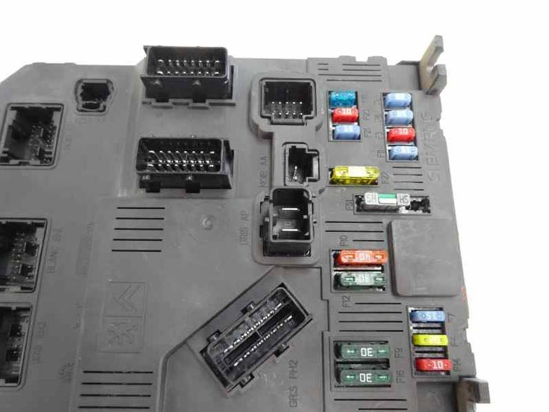CAJA RELES FUSIBLES CITROEN XSARA PICASSO 2008 1.6 HDI (109 CV)