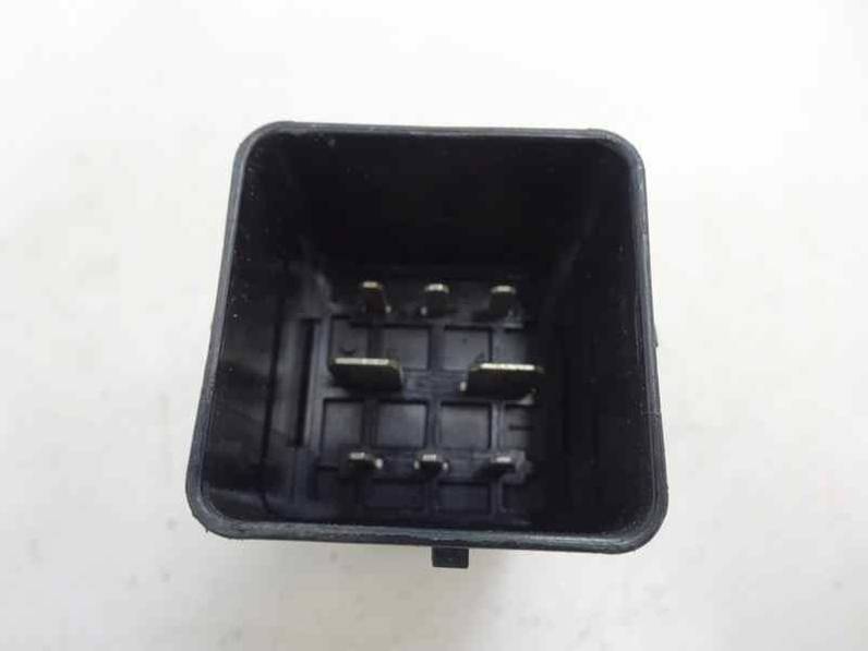 CAJA PRECALENTAMIENTO PEUGEOT 3008 2012 1.6 HDI FAP (112 CV)