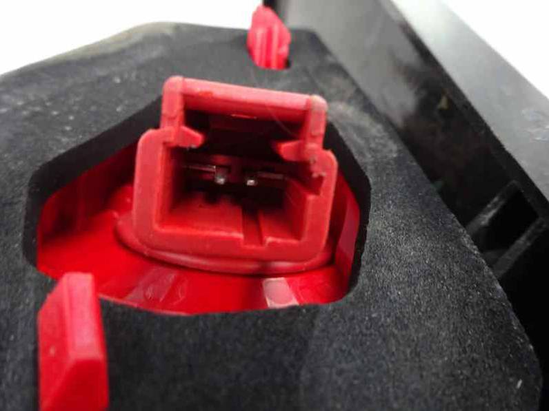 PILOTO TRASERO IZQUIERDO PEUGEOT 3008 2012 1.6 HDI FAP (112 CV)