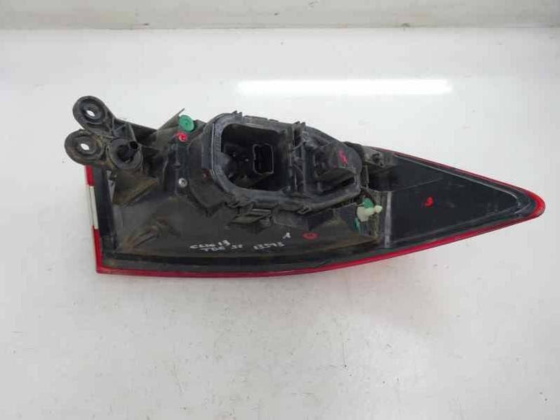 PILOTO TRASERO DERECHO RENAULT CLIO IV 2013 0.9 ENERGY (90 CV)