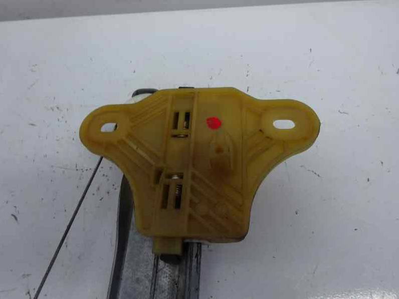 ELEVALUNAS TRASERO IZQUIERDO RENAULT CLIO IV 2013 0.9 ENERGY (90 CV)