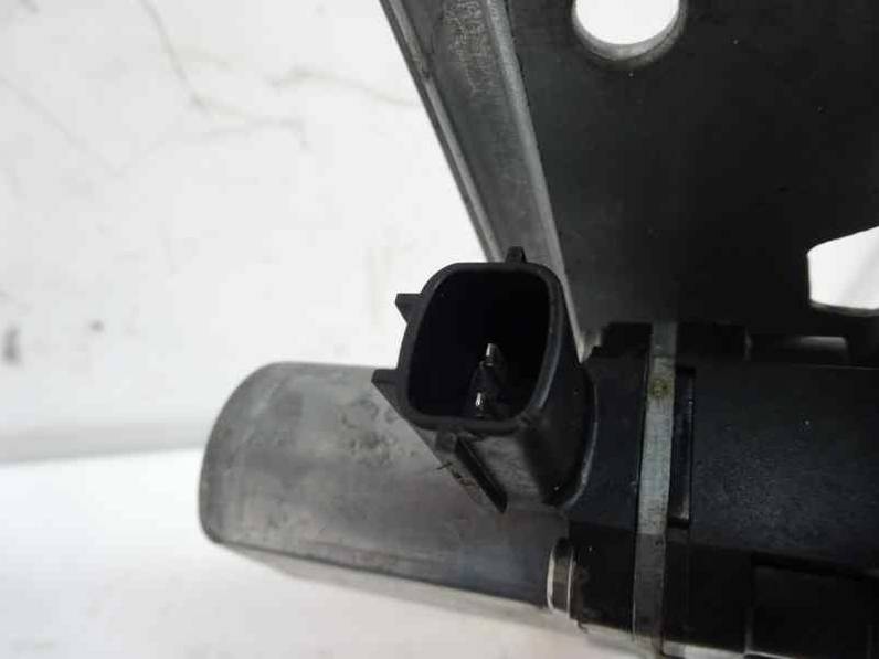 ELEVALUNAS TRASERO DERECHO RENAULT CLIO IV 2013 0.9 ENERGY (90 CV)