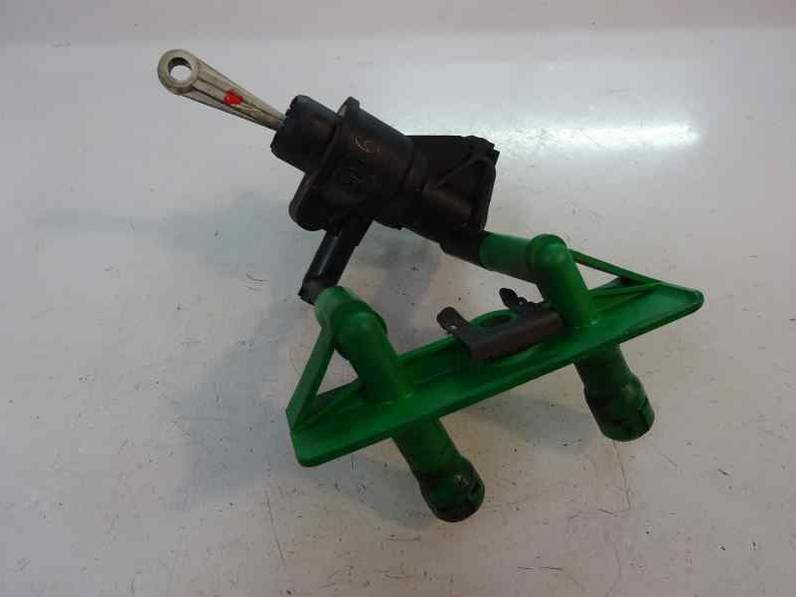 BOMBA EMBRAGUE FORD FOCUS BERLINA 2001 1.6 16V (101 CV)