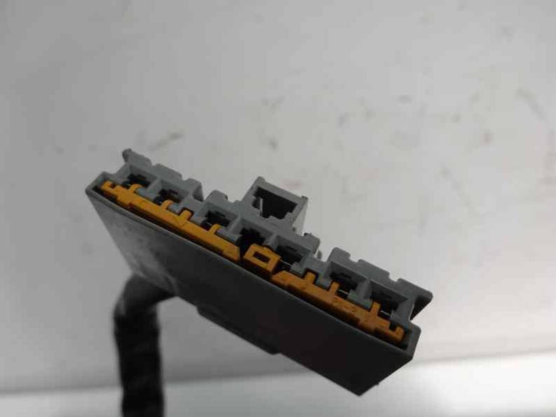 PILOTO TRASERO IZQUIERDO FORD MONDEO TURNIER 2006 2.0 TDCI (131 CV)