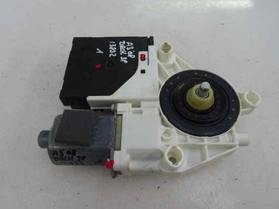 MOTOR ELEVALUNAS DELANTERO DERECHO AUDI A3 2008 1.9 TDI (105 CV)