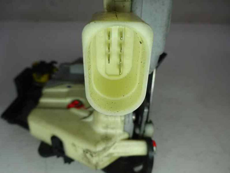 CERRADURA PUERTA DELANTERA DERECHA AUDI A3 2008 1.9 TDI (105 CV)