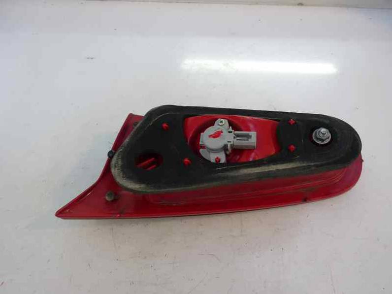 PILOTO TRASERO IZQUIERDO ALFA ROMEO 147 2006 1.6 16V (105 CV)