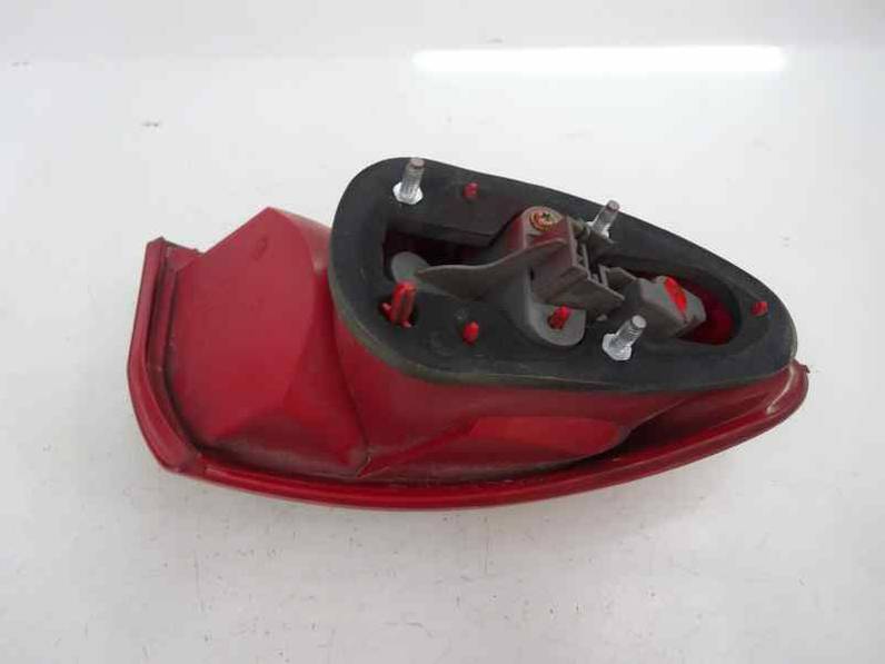 PILOTO TRASERO DERECHO ALFA ROMEO 147 2002 1.9 JTD (116 CV)