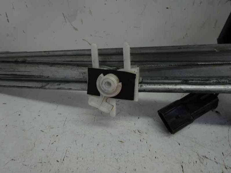 ELEVALUNAS DELANTERO IZQUIERDO FIAT PUNTO BERLINA 2003 1.4 (95 CV)