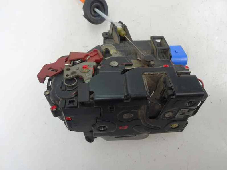 CERRADURA PUERTA DELANTERA IZQUIERDA AUDI A3 2004 1.9 TDI (105 CV)