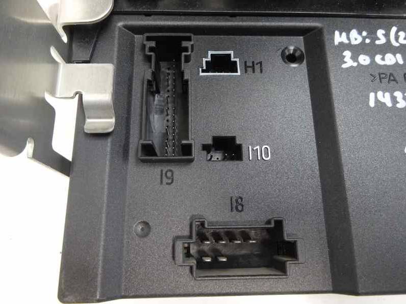 CAJA RELES FUSIBLES MERCEDES CLASE S BERLINA 2006 3.0 CDI (235 CV)