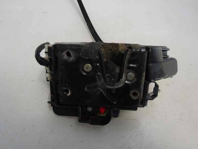 CERRADURA PUERTA DELANTERA DERECHA SEAT IBIZA 1999 1.4 (60 CV)