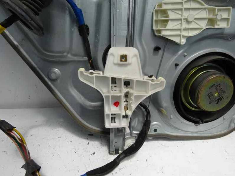 ELEVALUNAS TRASERO DERECHO HYUNDAI SONATA 2008 2.4 (162 CV)