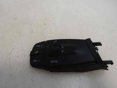 MANDO MULTIFUNCION SEAT IBIZA 2011 1.6 TDI (90 CV)