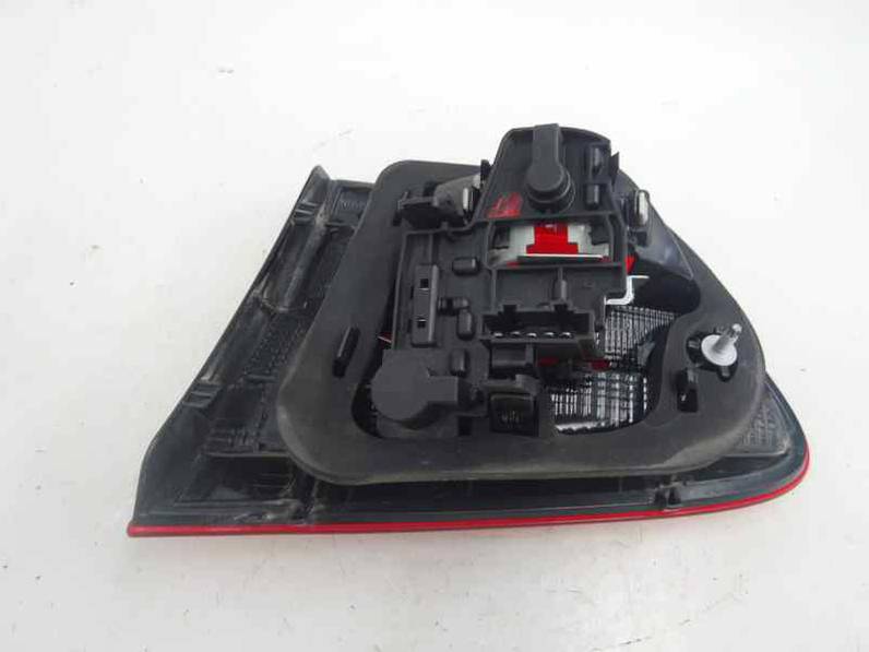 PILOTO TRASERO IZQUIERDO SEAT IBIZA ST 2013 1.6 TDI (105 CV)