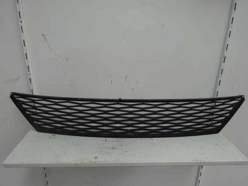 REJILLA PARAGOLPES CENTRAL SEAT IBIZA ST 2013 1.6 TDI (105 CV)