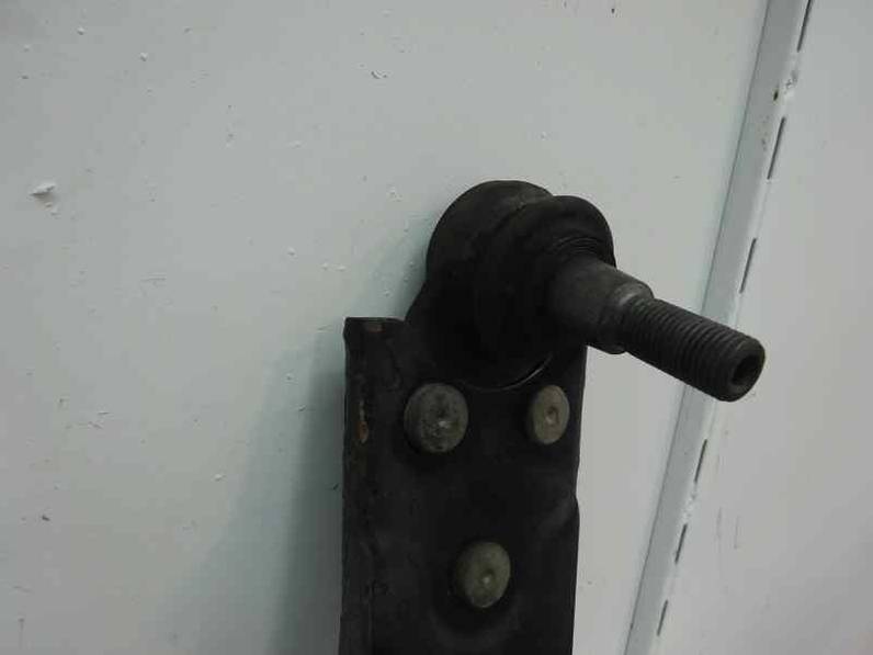 BRAZO SUSPENSION INFERIOR DELANTERO IZQUIERDO FORD FOCUS TURNIER 2008 1.6 TDCI (109 CV)