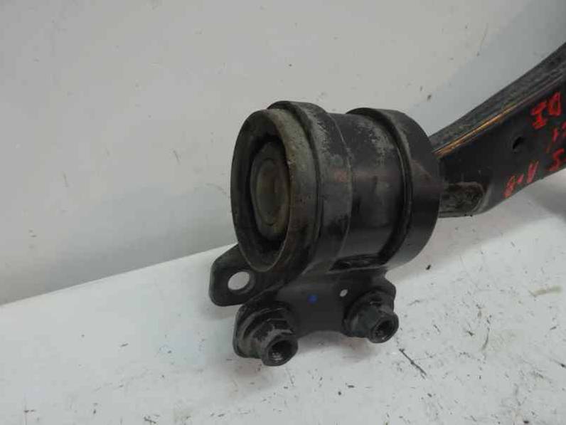 BRAZO SUSPENSION INFERIOR DELANTERO IZQUIERDO FORD FOCUS TURNIER 2008 1.6 TDCI (109 CV)