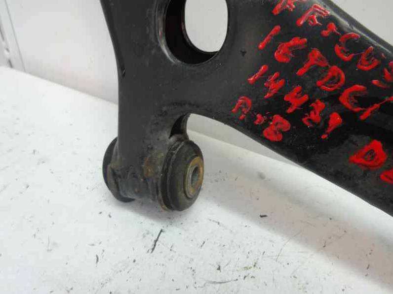 BRAZO SUSPENSION INFERIOR DELANTERO DERECHO FORD FOCUS TURNIER 2008 1.6 TDCI (109 CV)