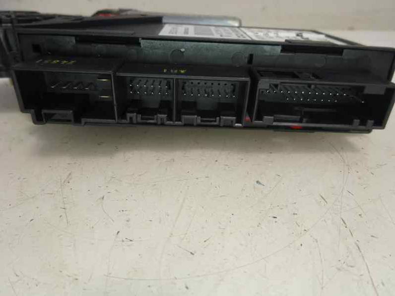 MOTOR ELEVALUNAS DELANTERO DERECHO AUDI A4 AVANT 2006 2.0 TDI (140 CV)