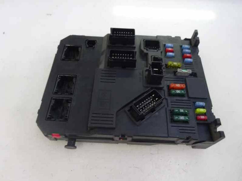 CAJA RELES FUSIBLES CITROEN XSARA PICASSO 2005 2.0 HDI (90 CV)