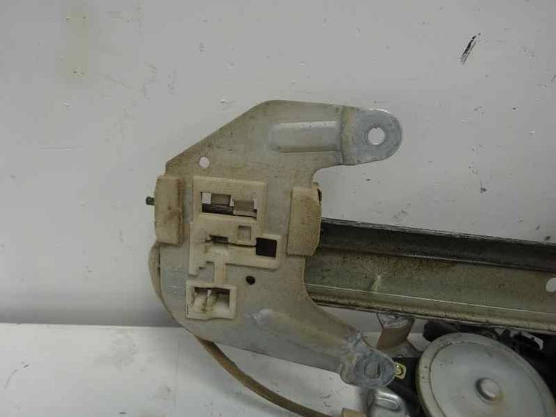 ELEVALUNAS TRASERO DERECHO NISSAN X TRAIL 2002 2.2 16V TURBODIESEL (114 CV)