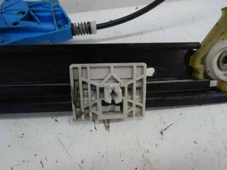 ELEVALUNAS DELANTERO DERECHO AUDI A4 BERLINA 2005 2.0 TDI (140 CV)