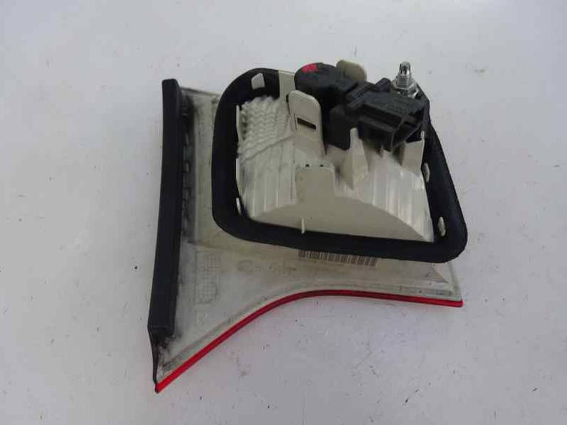 PILOTO TRASERO DERECHO AUDI A4 BERLINA 2005 2.0 TDI (140 CV)