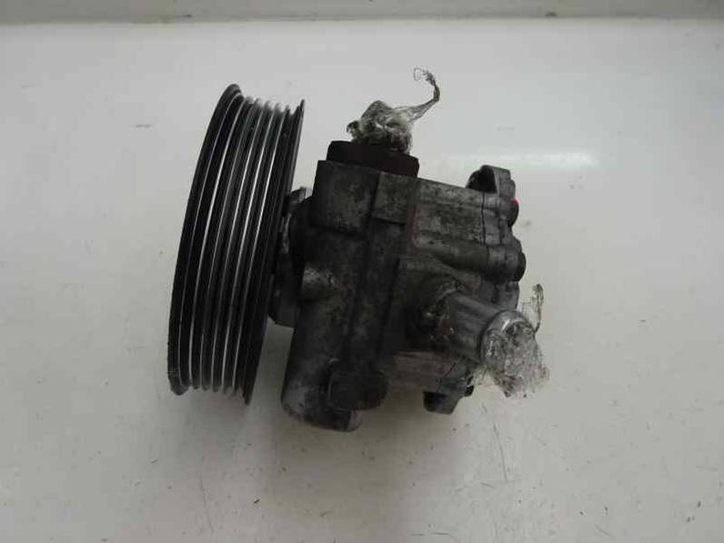 BOMBA DIRECCION AUDI A4 BERLINA 2005 2.0 TDI (140 CV)