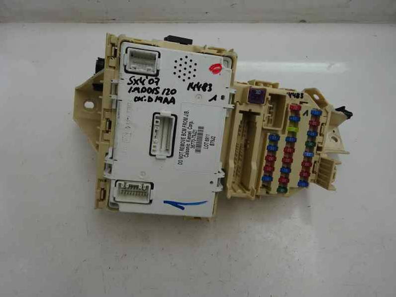 CAJA RELES FUSIBLES SUZUKI SX4 RW 2007 1.9 DDIS TURBODIESEL (120 CV)