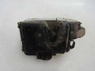 CERRADURA PUERTA DELANTERA DERECHA VOLKSWAGEN POLO BERLINA 2000 1.4 16V (75 CV)