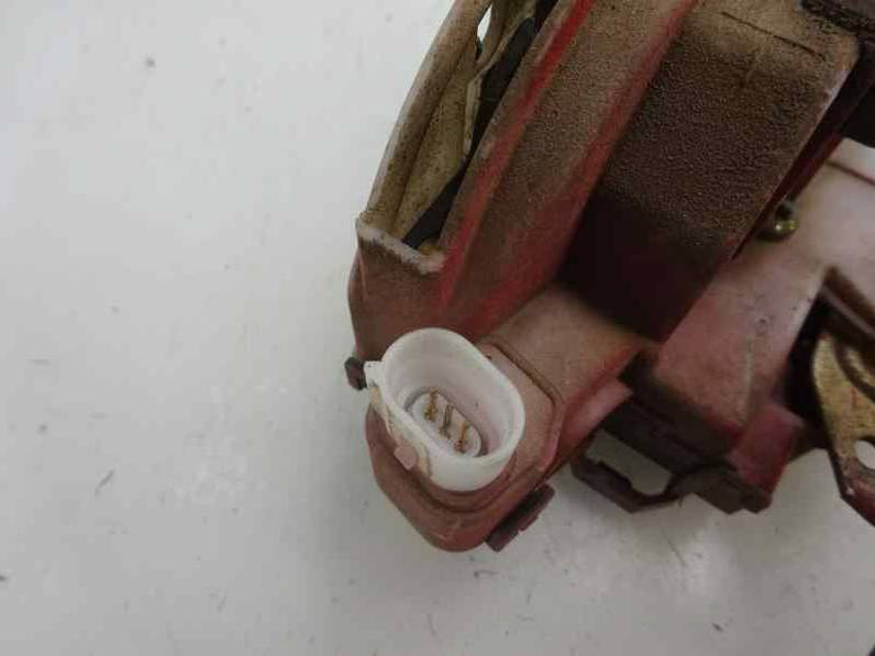 CERRADURA PUERTA DELANTERA DERECHA VOLKSWAGEN POLO BERLINA 2000 1.4 16V (75 CV)