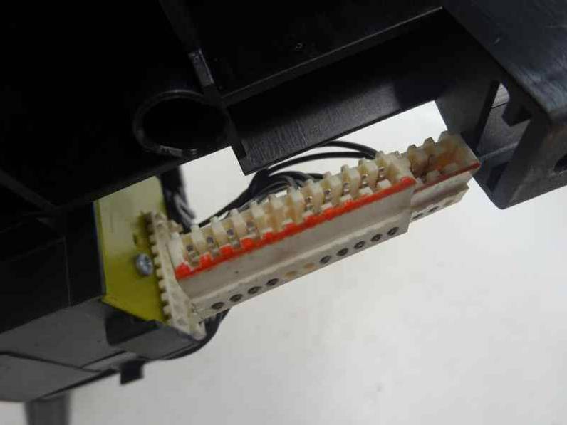 MANDO MULTIFUNCION VOLKSWAGEN PASSAT VARIANT 2007 2.0 TDI (140 CV)